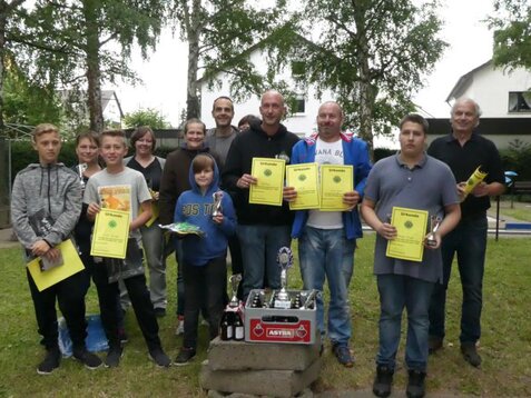Das Bild zeigt die Sieger des Jedermann-Turniers 2017