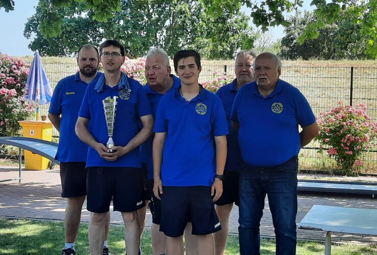 Foto Auf dem Foto von links nach rechts (hintere Reihe): Dennis Binder, Thomas Rastetter, Klaus Mildenberger vordere Reihe von links nach rechts: Mario Hartkorn-Götz, Max Hartkorn und Siegfried Pitz Foto: Sigrun Mössinger, CGC Grötzingen