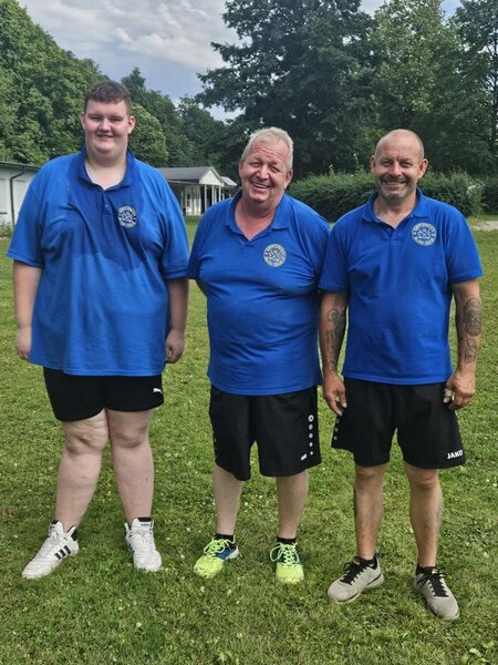 Die drei Teilnehmer beim Hochrhein-Cup von  links nach rechts: Lucas Rastetter, Thomas Rastetter und Sven Janz (Foto: Sigrun Mössinger -CGC Blau-Gelb Grötzingen-)