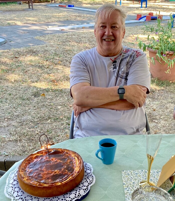 Foto Das Foto zeigt den neunmaligen Deutschen Meister Klaus Mildenberger an seinem 70. Geburtstag auf der Anlage in Grötzingen Fotografin: Sigrun Mössinger