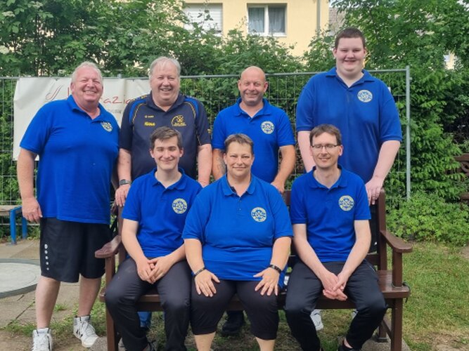 Bild Das Bild von Sigrun Mössinger -CGC Blau-Gelb Grötzingen- zeigt die erfolgreiche Grötzinger Mannschaft