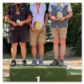 DM Cobigolf - Krumbach 2026 - Siegerehrung<br /><br />©Ash Peithmann (1. Essener CGC Blau-Gold)