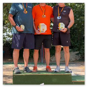 DM Cobigolf - Krumbach 2026 - Siegerehrung<br /><br />©Ash Peithmann (1. Essener CGC Blau-Gold)