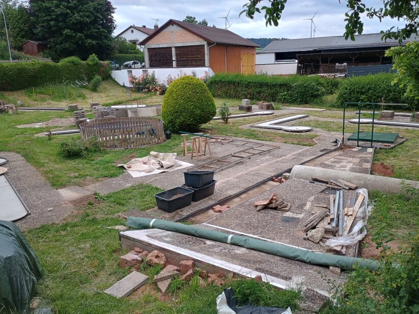 Bild Das Bild zeigt den Umbau der Rauschenberger Anlage